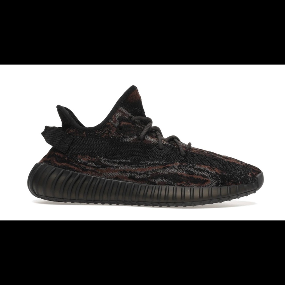 Authentic Yeezy Boost 350 V2 size M5.5/W6.5 Mx Rock